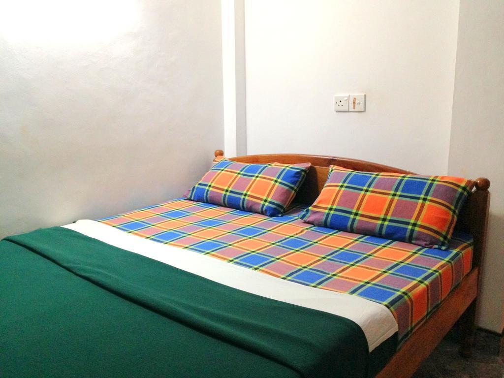 Eeshani Guest Inn เอลลา ภายนอก รูปภาพ