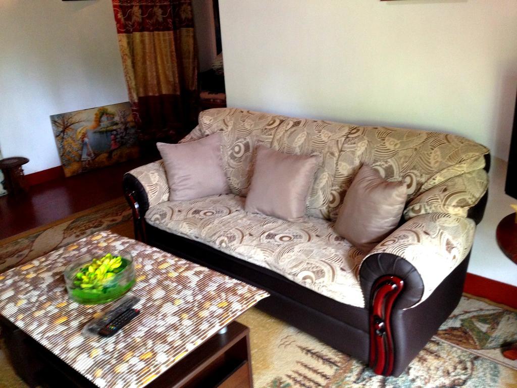 Eeshani Guest Inn เอลลา ภายนอก รูปภาพ
